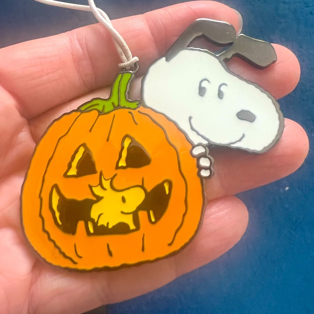 Snoopy pumpkin Halloween trinket metal - hanging metal trinket